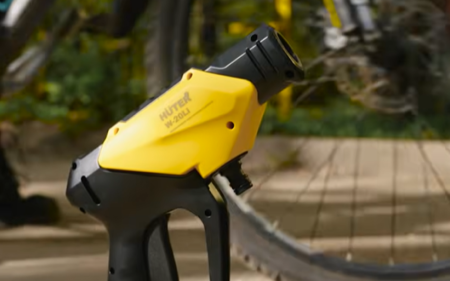 Аккумуляторная мойка Huter W-20Li: свобода без проводов